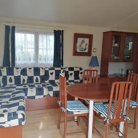 Campingplads Mobil-home Dans Municipal *